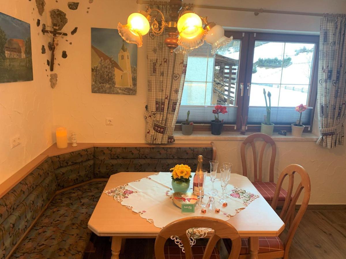 Large Detached Holiday Home In Muhr 외부 사진