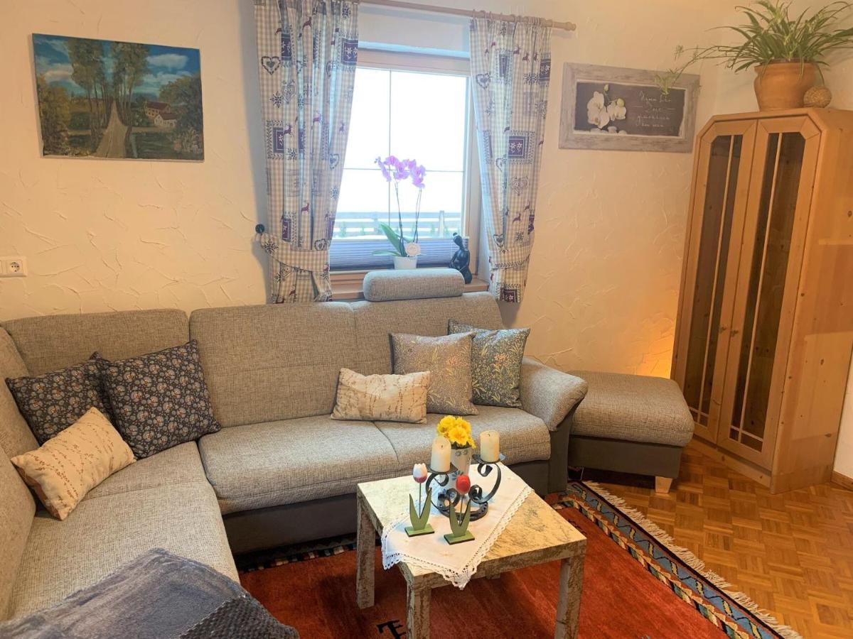 Large Detached Holiday Home In Muhr 외부 사진