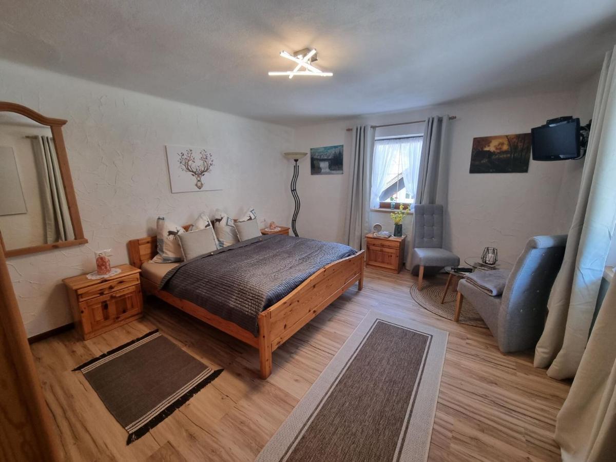Large Detached Holiday Home In Muhr 외부 사진