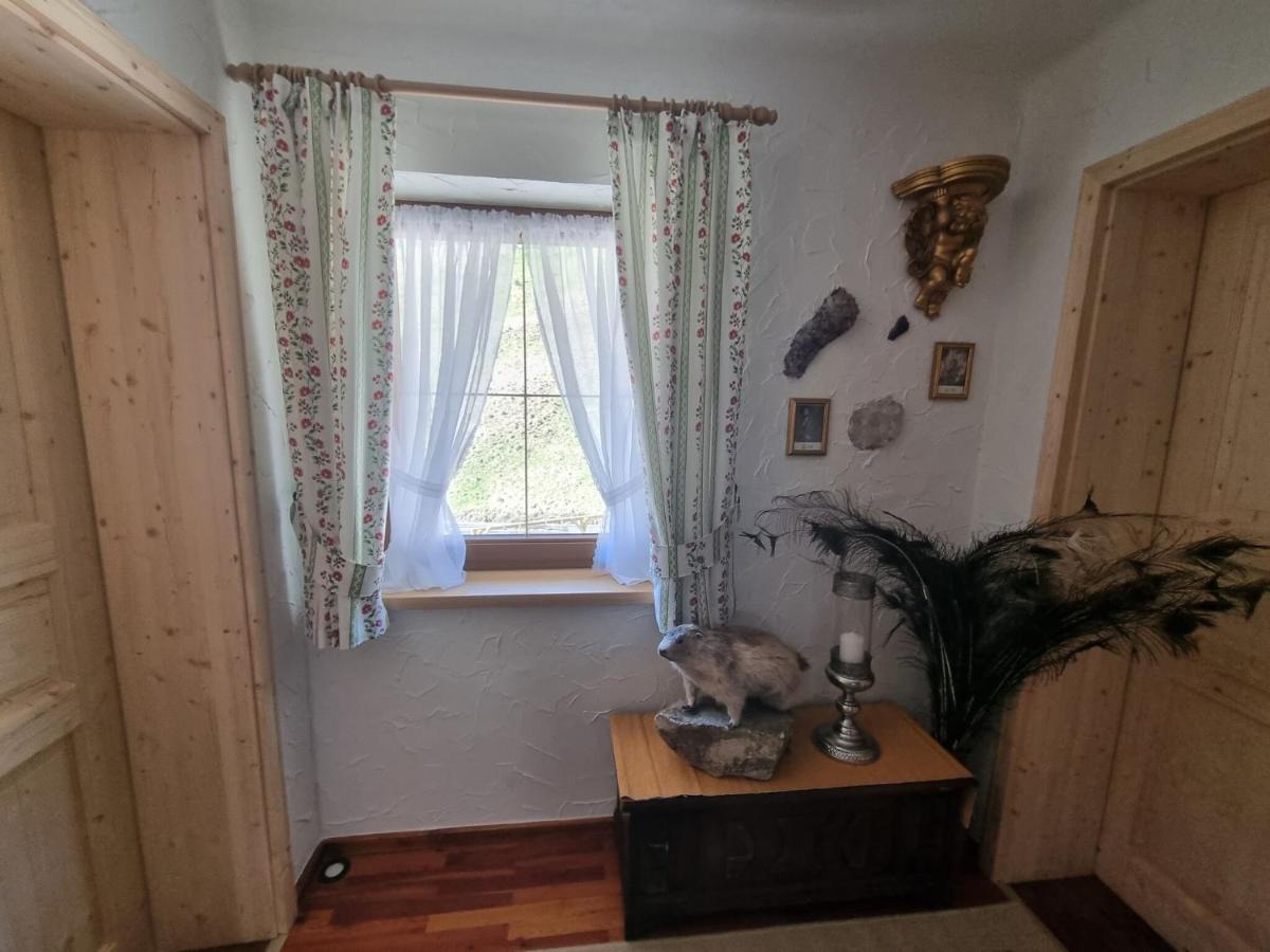 Large Detached Holiday Home In Muhr 외부 사진
