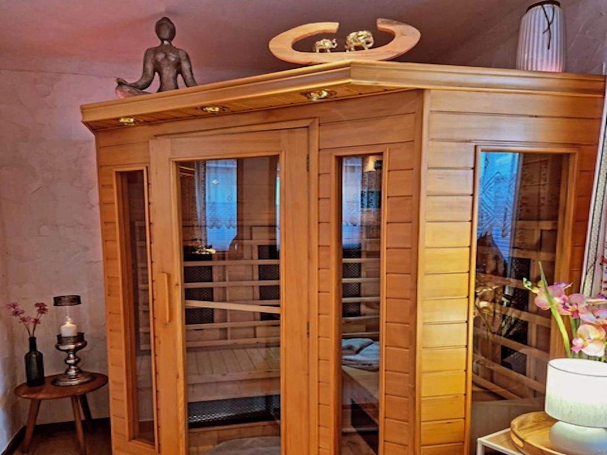 Large Detached Holiday Home In Muhr 외부 사진
